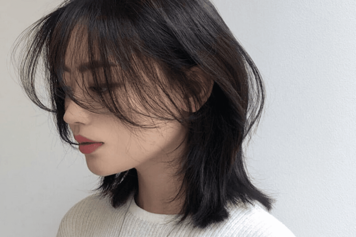 Tóc Ngắn Layer Hàn Quốc: Hãy thử sức với kiểu tóc Ngắn Layer Hàn Quốc để tạo nên một phong cách thật cá tính và đầy sáng tạo. Kiểu tóc này rất thích hợp với những người yêu thích cái mới lạ và độc đáo.